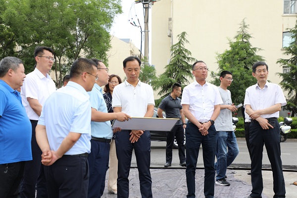 <b>�����f(xi��)�{(di��o)�нM��ԣ����Ⱥ�V���Ŀ�{(di��o)��</b>