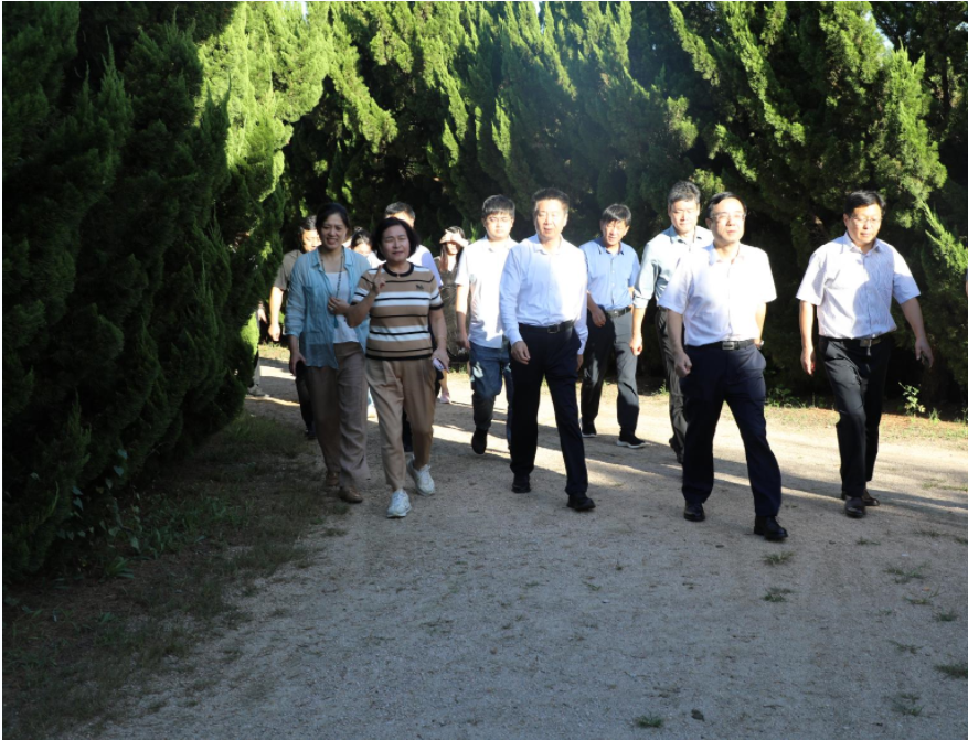 <b>�п�Ժ����������A���L(zh��ng)����ִ��販�@�{(di��o)��</b>